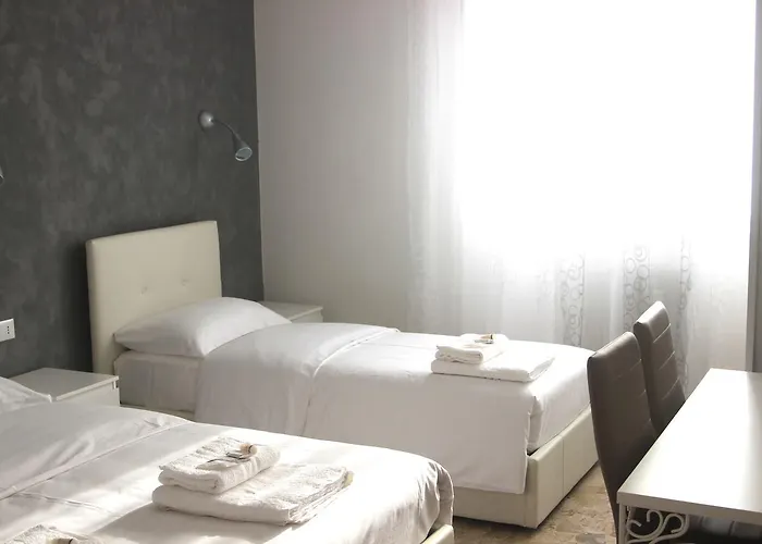 Vacation Haus 5* Местре